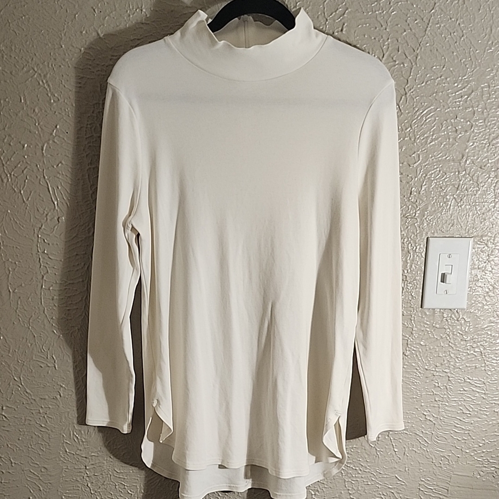 Chico's Cream 3/4 Sleeve Relaxed Blouse